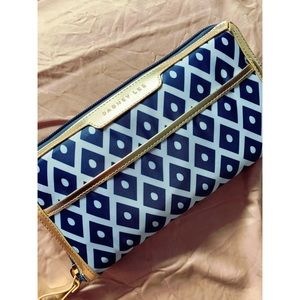 BUNDLE FREEBIE! Dabney Lee | Innovative Clutch to Tote